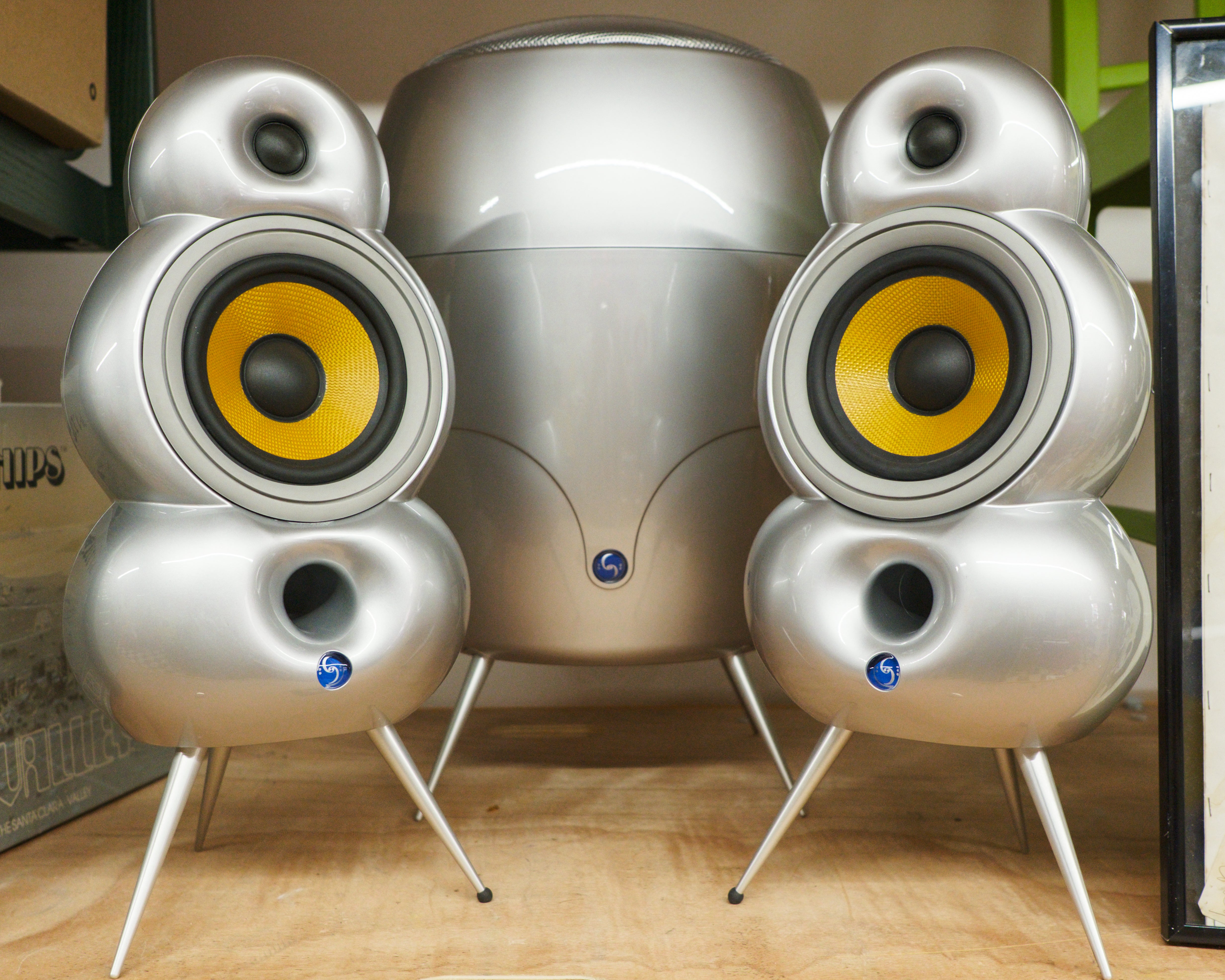 1990's Bowers and Wilkins Blueroom Minipod Speakers w/ Bass