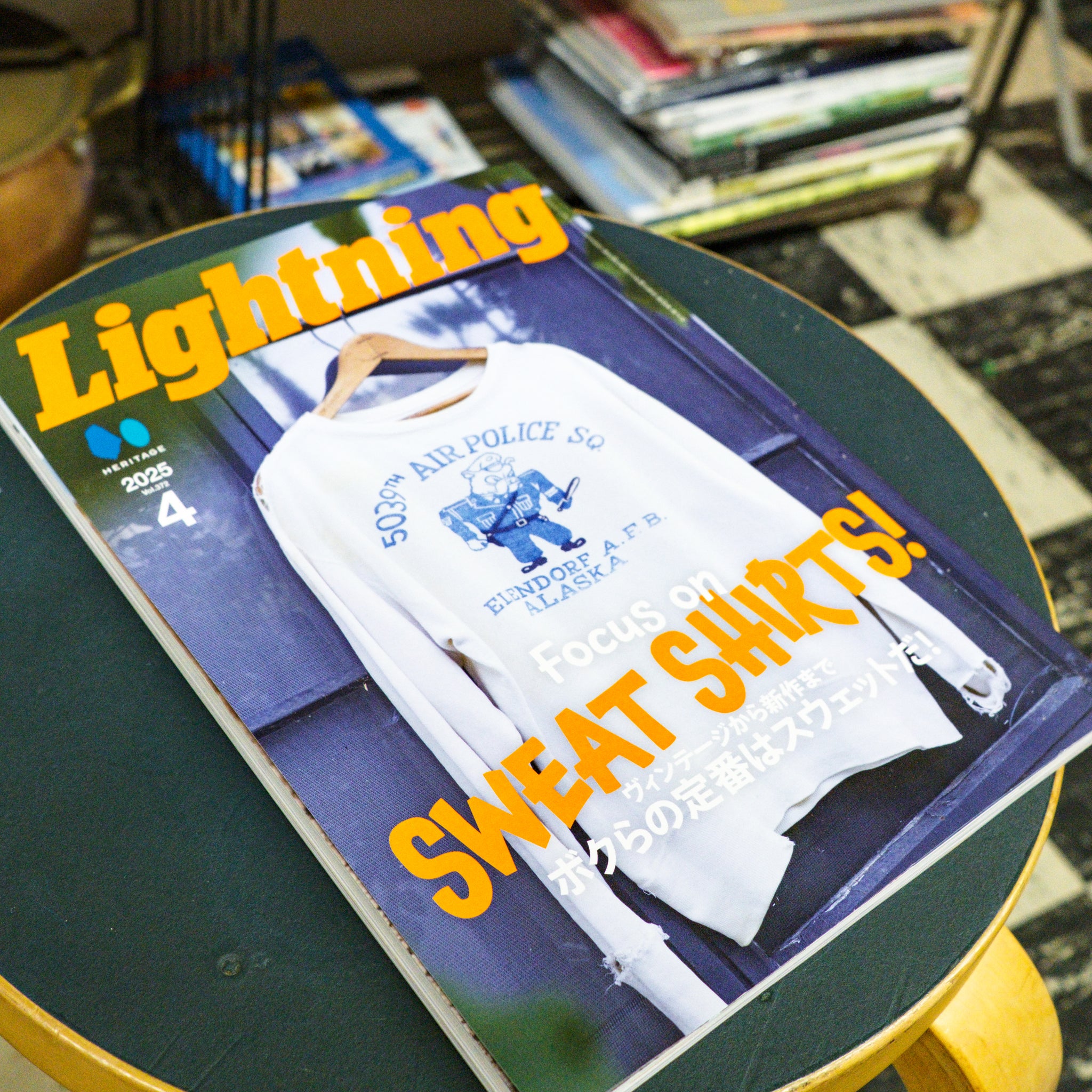 Lightning Magazine - Vol.372