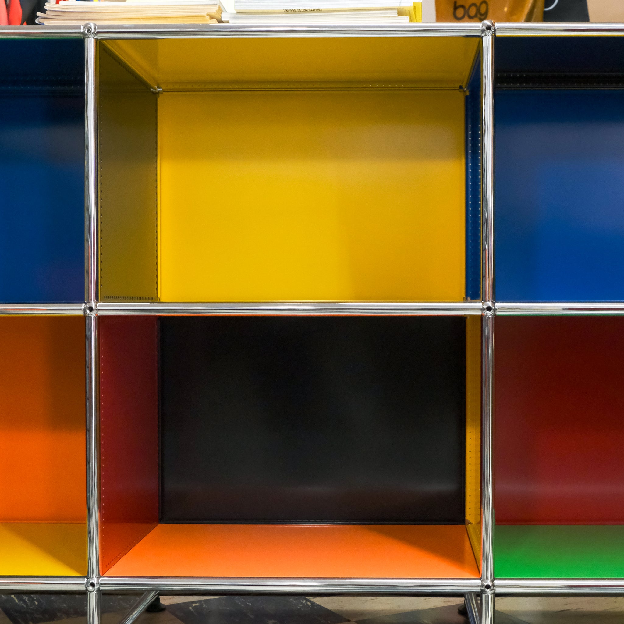 New USM Haller - Multi Colored (3x2)