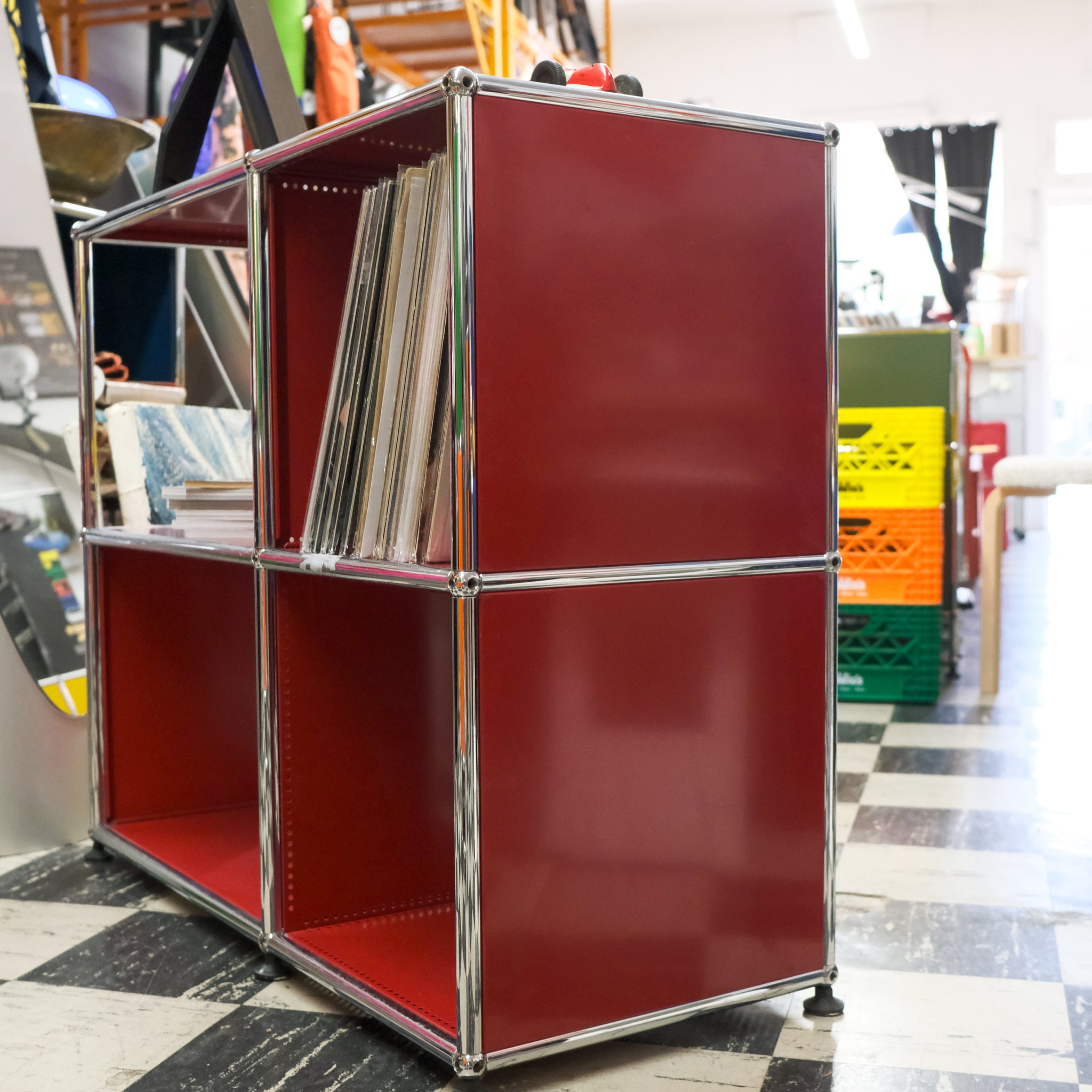 Used USM Haller compact listening station 2x2