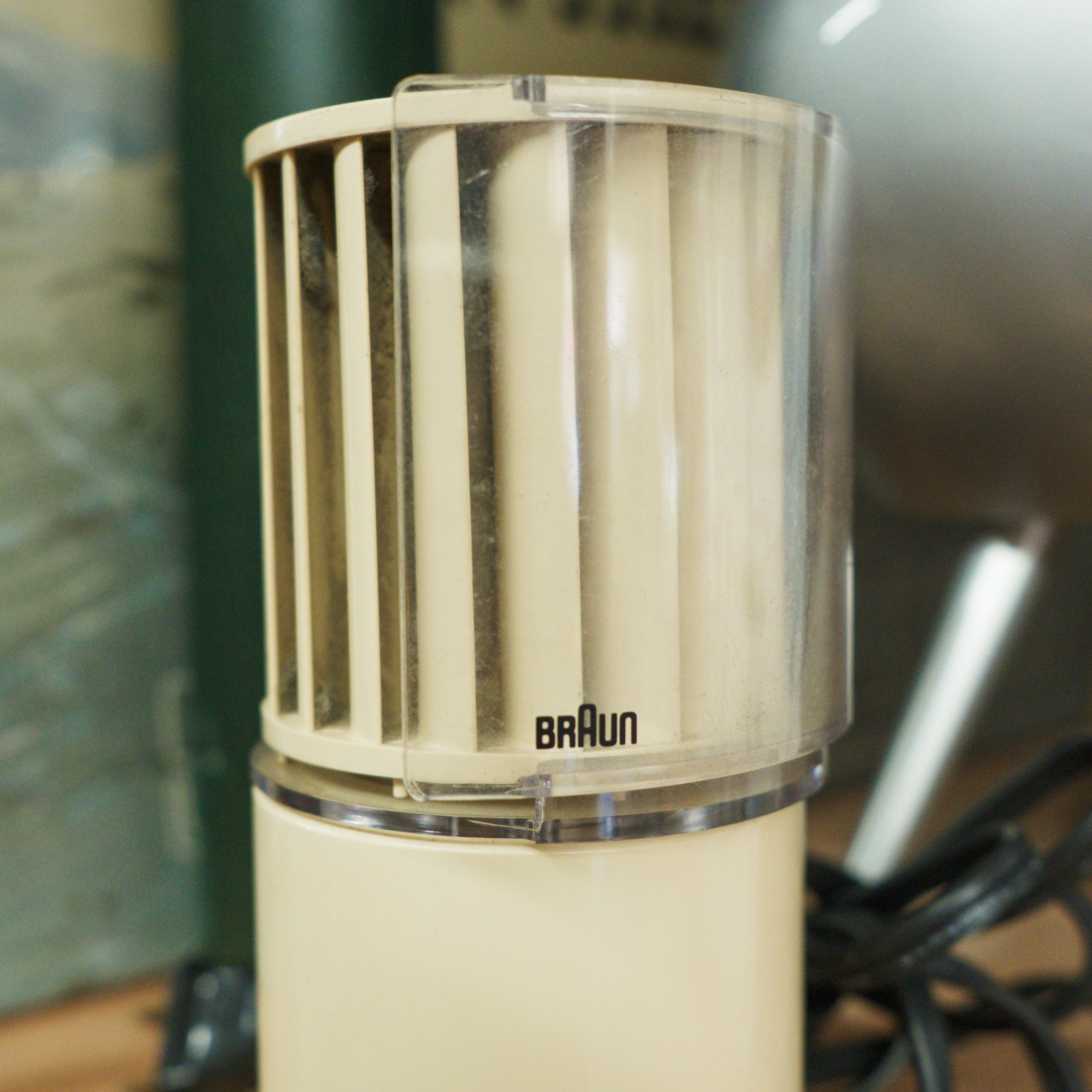 Braun HL-70 Rotary Table Fan – Freddie's Lifestyle Shop