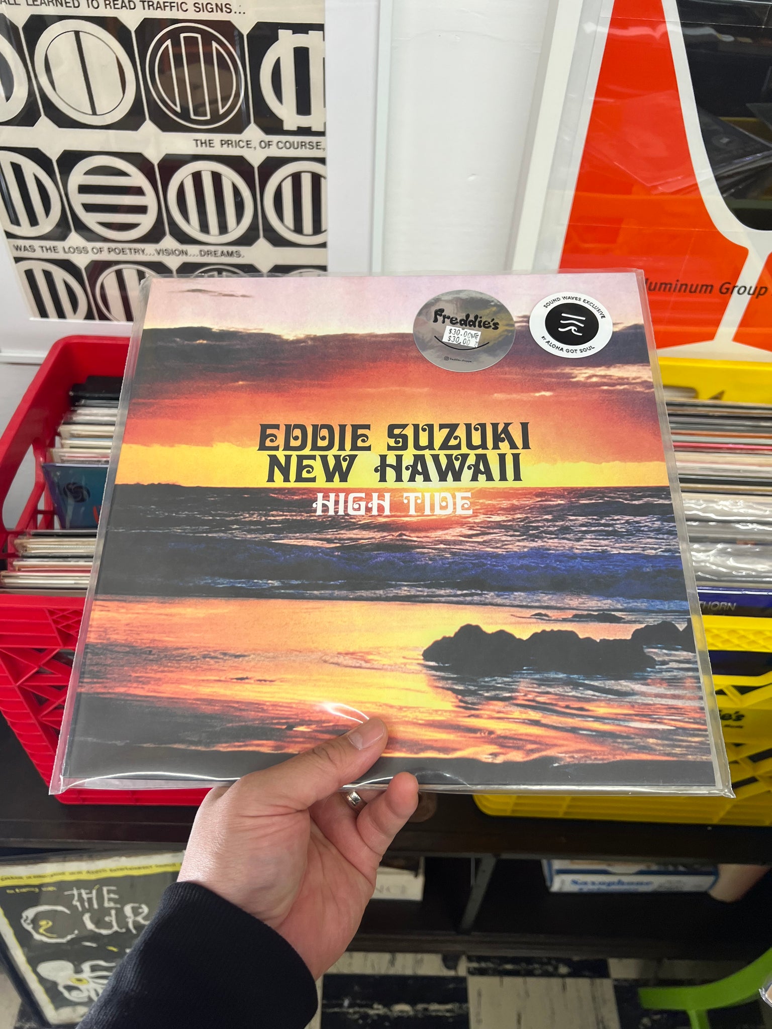 Eddie Suzuki New Hawaii High Tide Sound Waves Exclusive by Aloha Got Soul NM/NM
