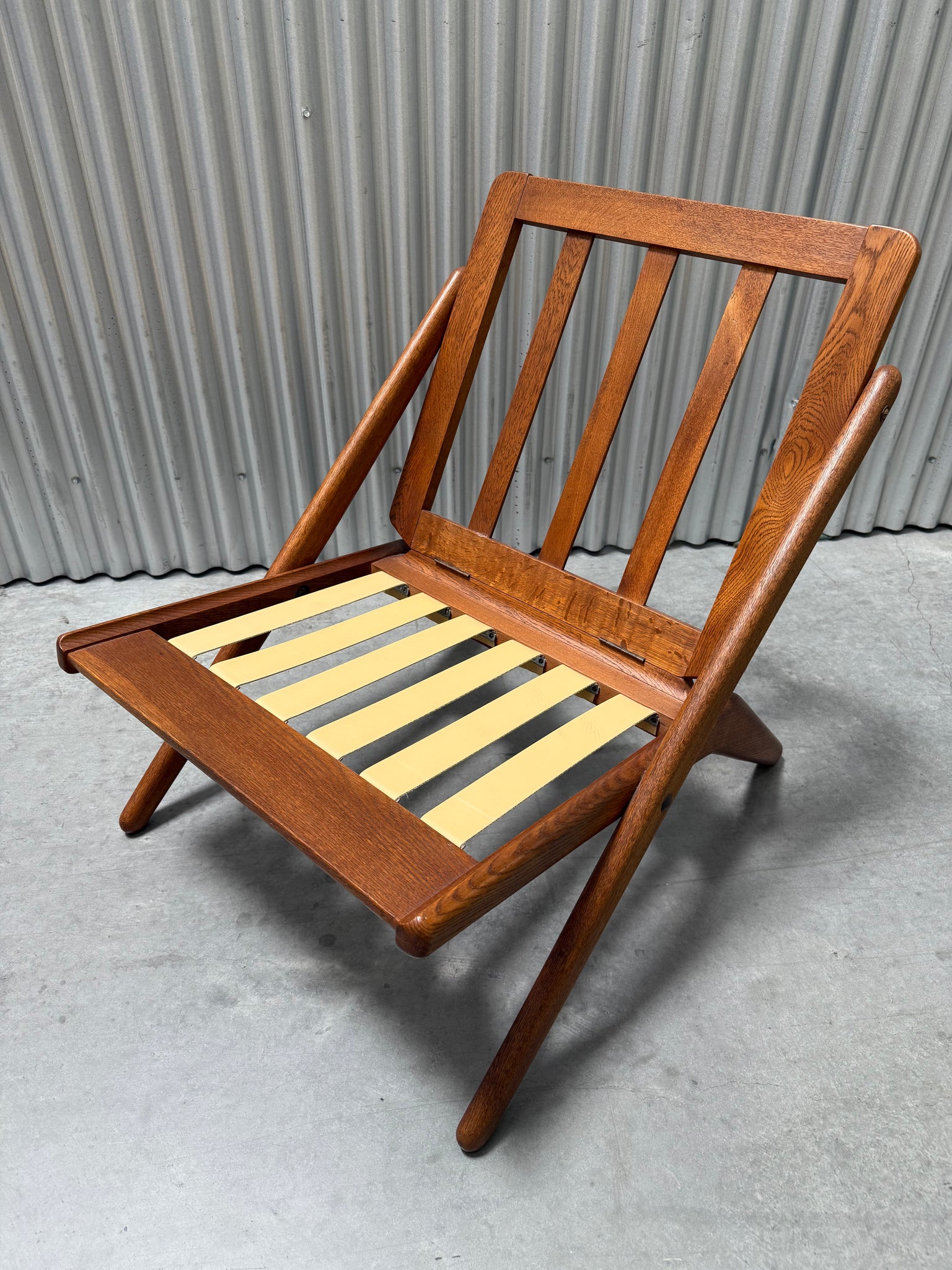 Kosuga Scissor Chair Japan